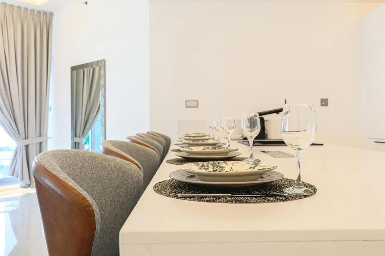 Higuests - Luxurious High-Rise Apartment With Stunning Views Dubai