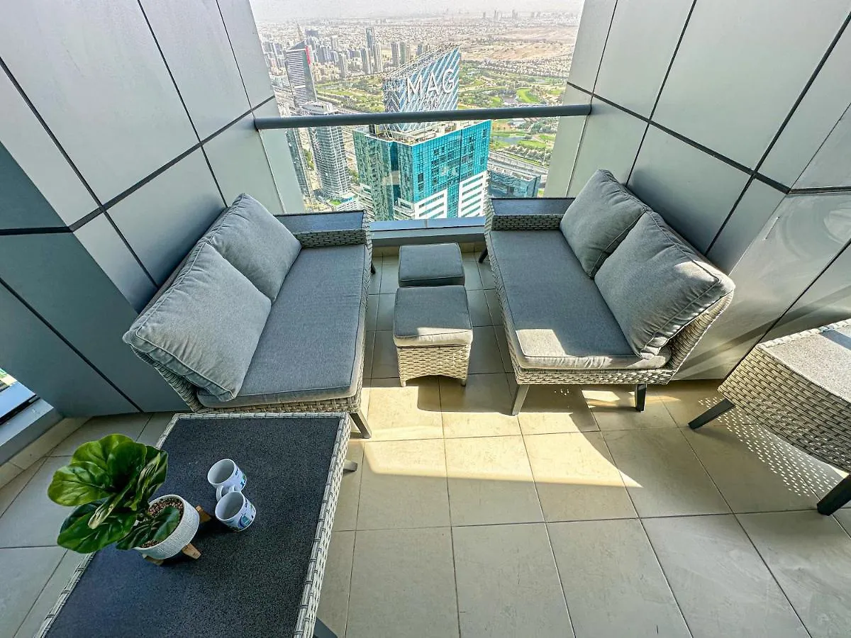 Higuests - Luxurious High-Rise Apartment With Stunning Views Dubai