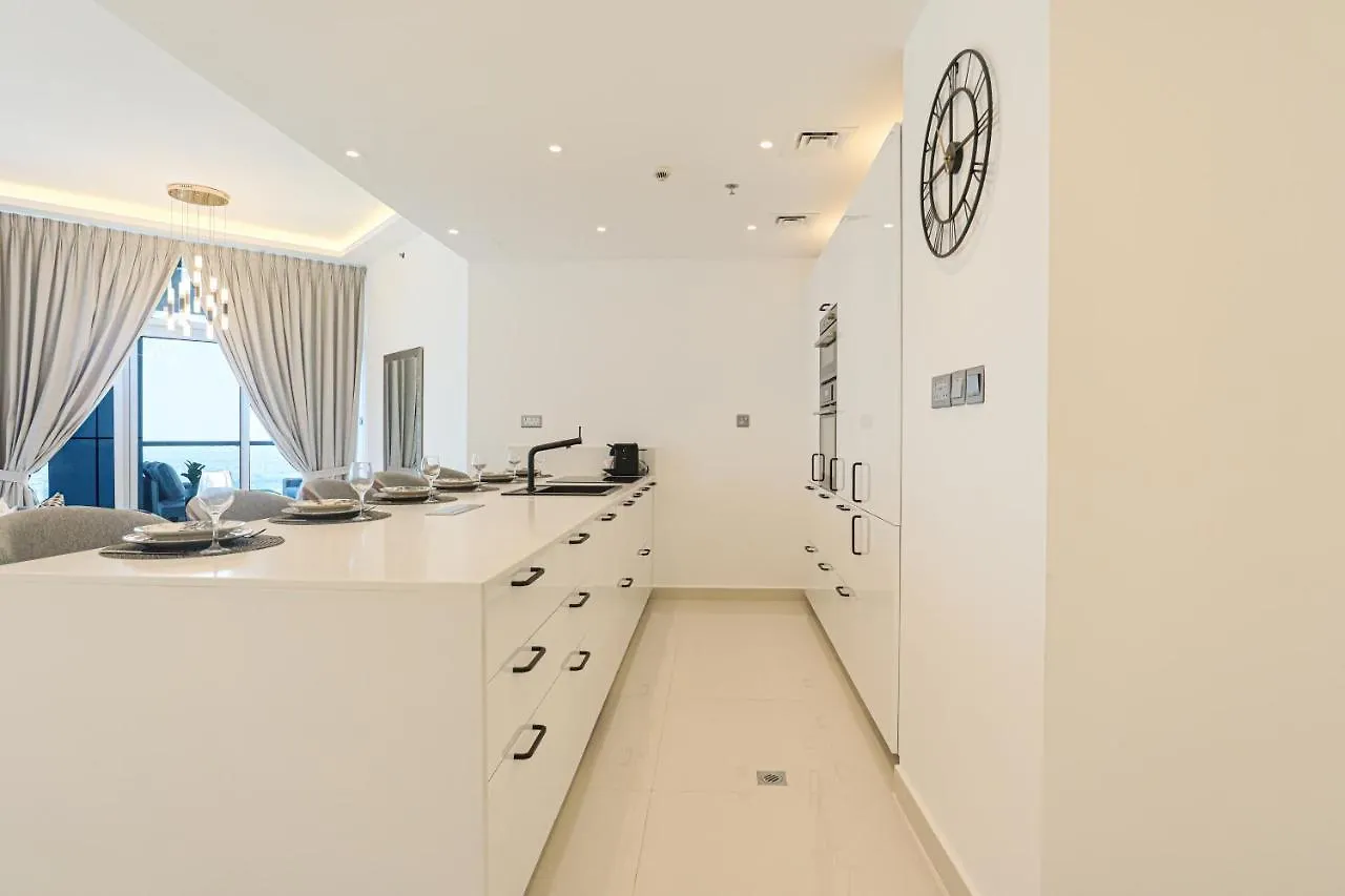 Higuests - Luxurious High-Rise Apartment With Stunning Views Dubai 0*,  United Arab Emirates