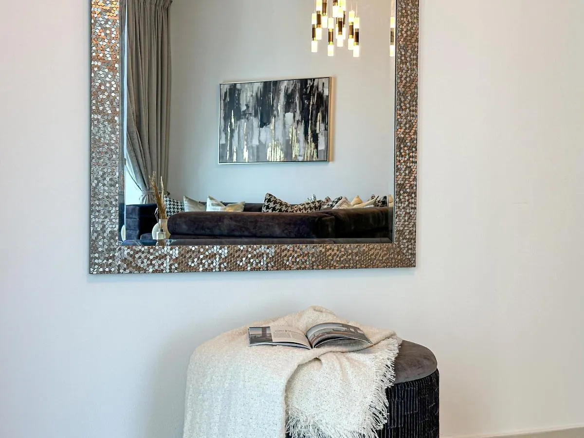 Higuests - Luxurious High-Rise Apartment With Stunning Views Dubai