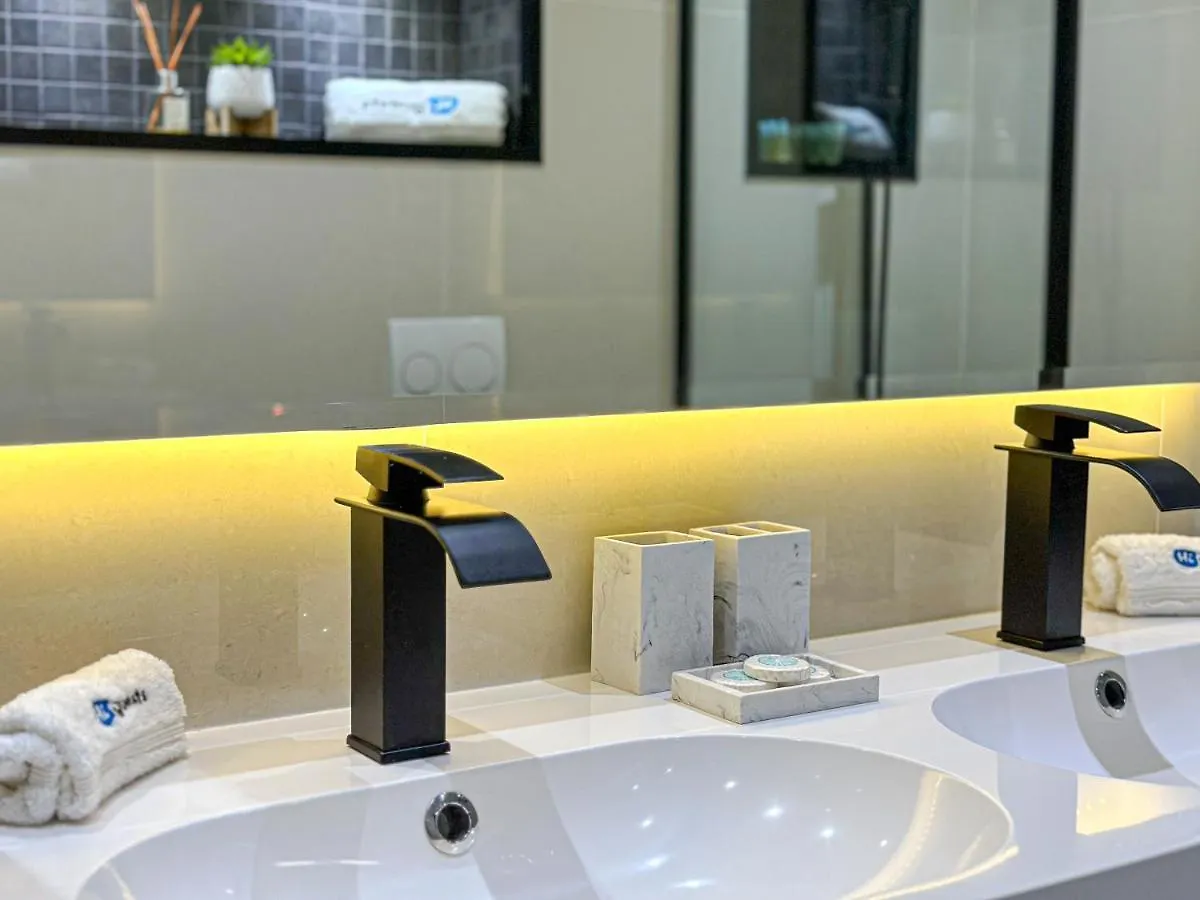 Higuests - Luxurious High-Rise Apartment With Stunning Views Dubai United Arab Emirates
